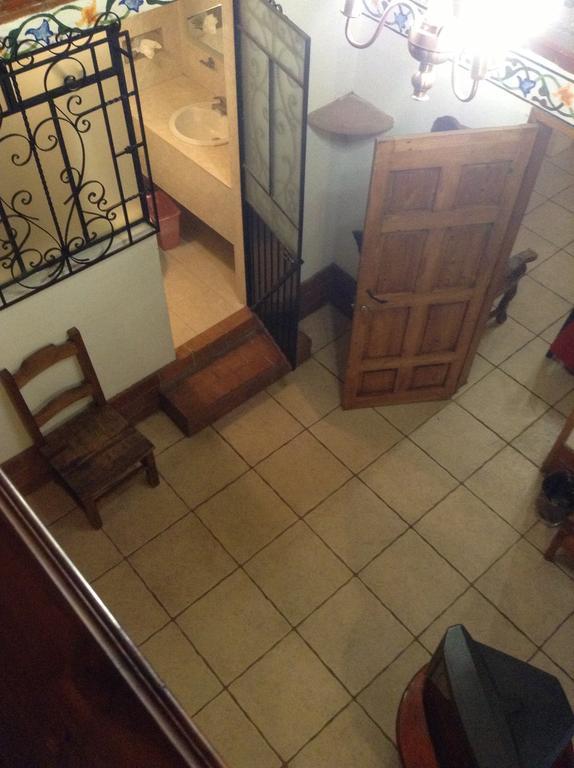 Hotel Los Escudos Pátzcuaro Exteriör bild
